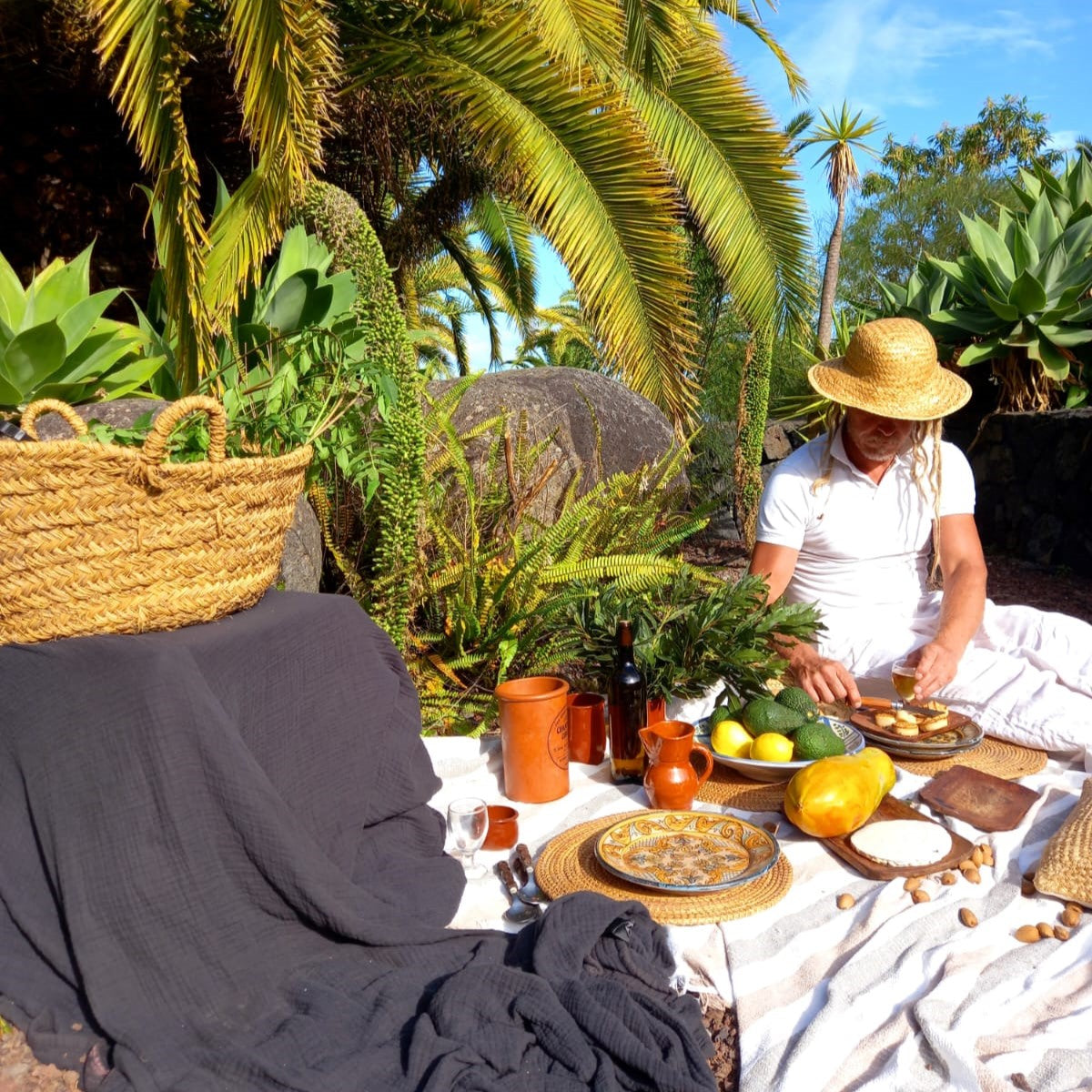 Romantic Picnic for Two 💑🌹